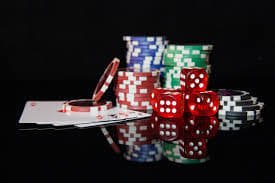 buma 777 APP တွင် ဘောလုံး Live Casino Slots Esports ကစားနိုင်